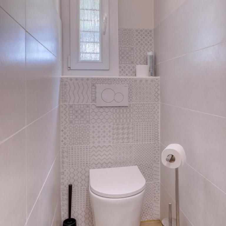 Recent T3 in residence with swimming pool in La Favière - Appartement 2 Chambres - 21