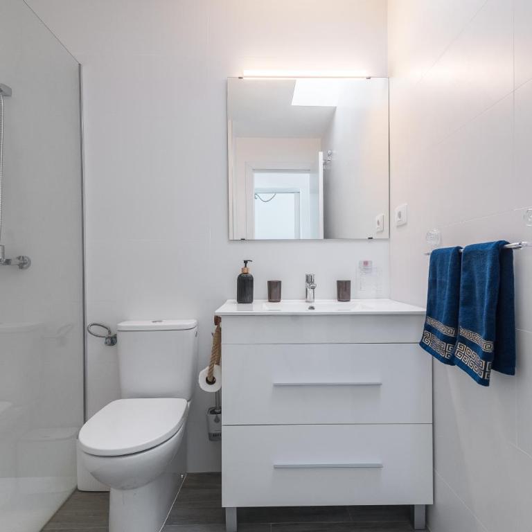 Home2Book Vibrant Maspalomas Stay, Pool & Terrace - Two-Bedroom Apartment - 17