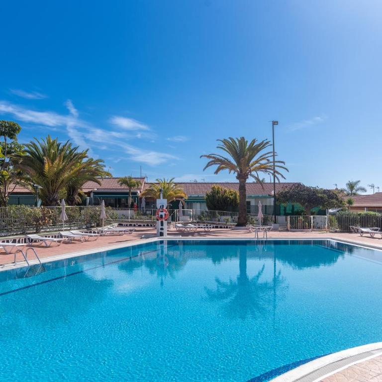 Home2Book Vibrant Maspalomas Stay, Pool & Terrace - Two-Bedroom Apartment - 1