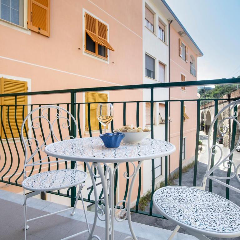 aMoneglia, 2 minutes walk to the beach, PVT PARK - Camera Deluxe - 1