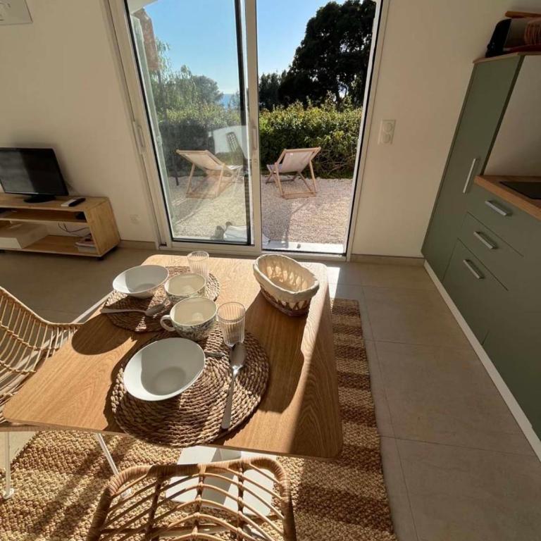 Sea View Studio with Large Terrace 5-Min Walk to the Beach - Monolocale - 16