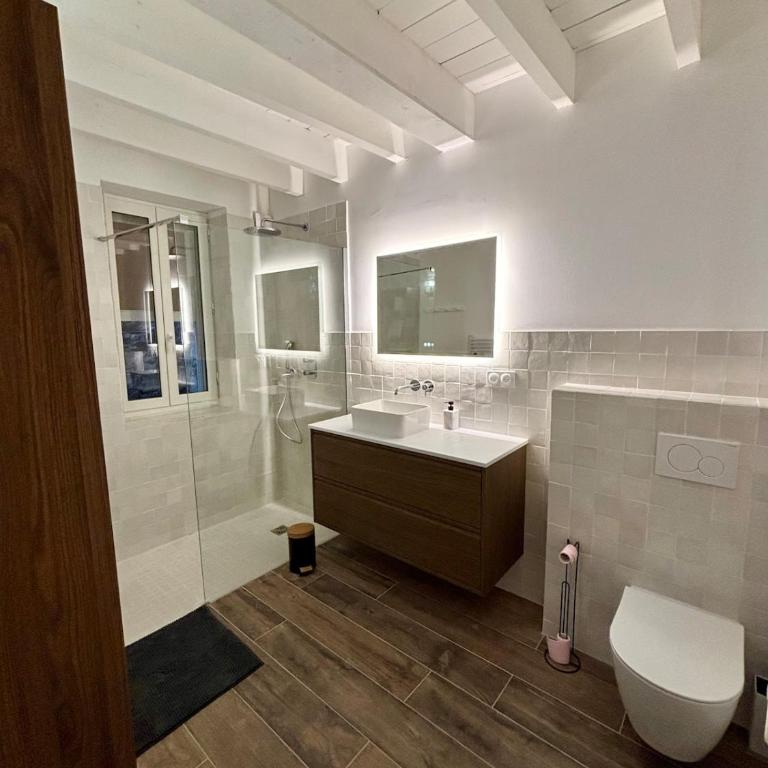 Jolie maison en centre ville avec climatisation grand lit double - Maison 2 Chambres - 14
