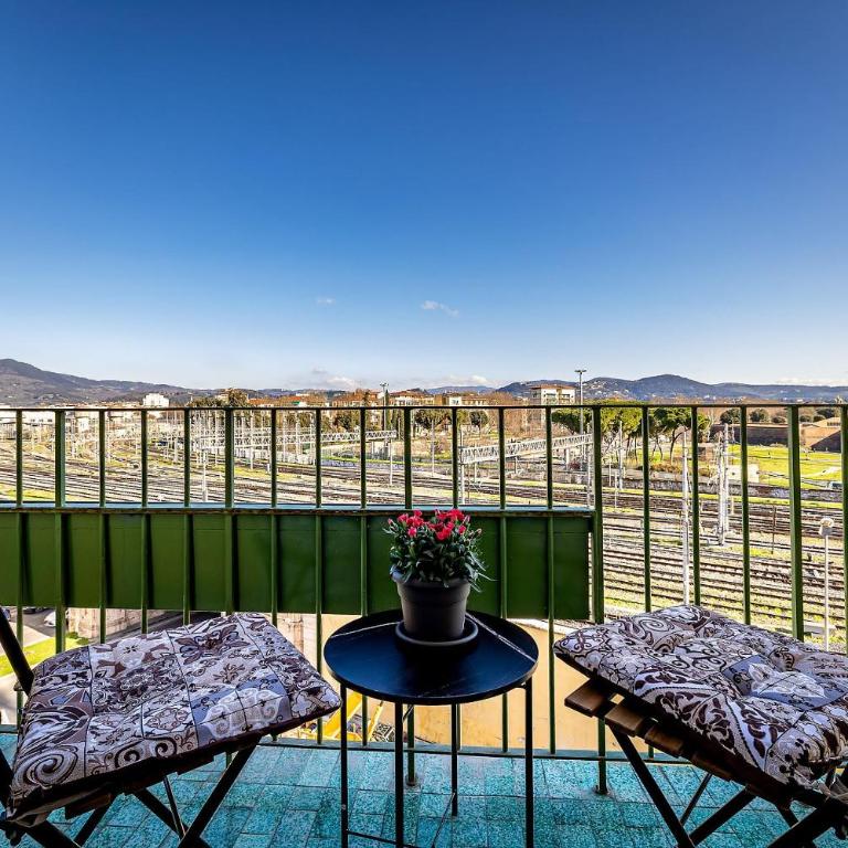 Florence Ventuno B&B - Suite Familiare con Balcone - 1