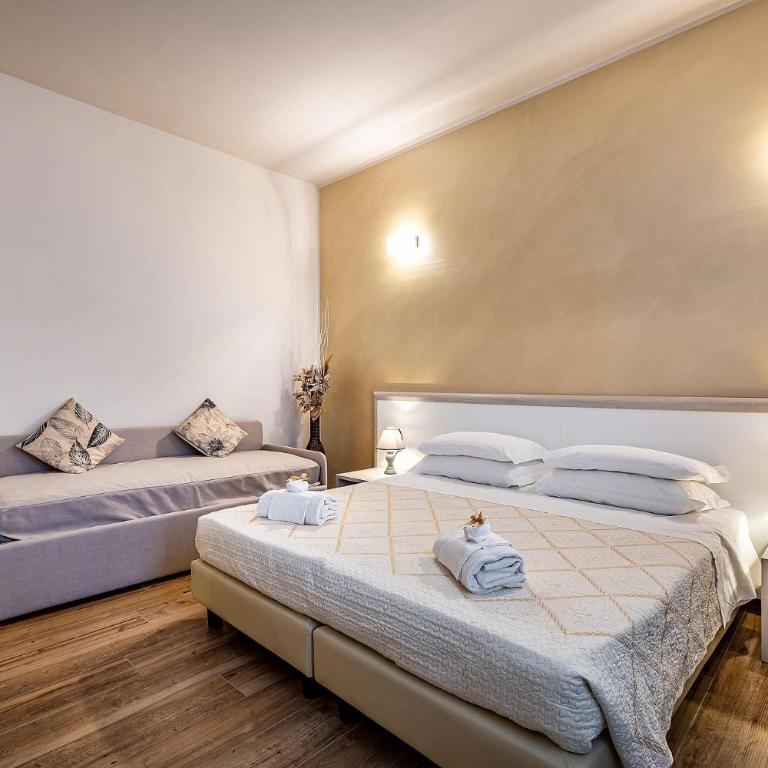 Florence Ventuno B&B - Camera Familiare Deluxe - 9
