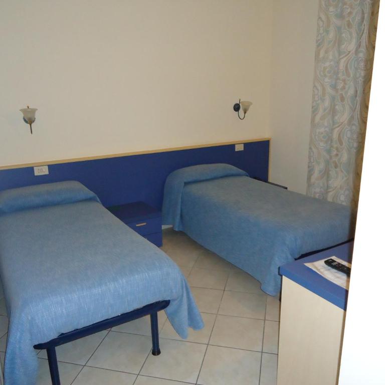 Albergo La Mimosa - Camera Matrimoniale - 4