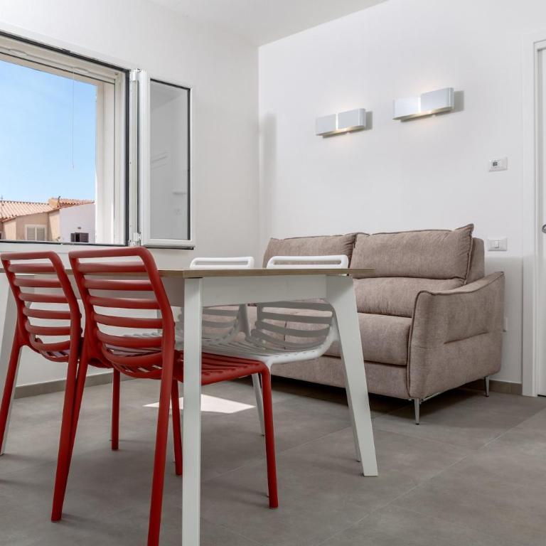 Aquarius Deluxe Apartments - Deluxe One-Bedroom Apartment - 2