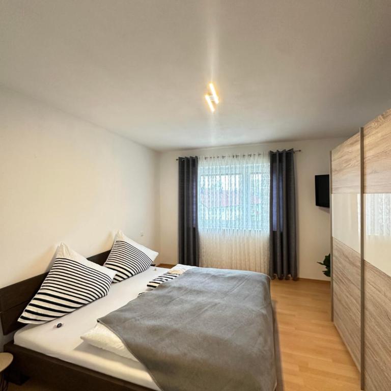Ferienwohnung "Am Rotmoos" - Apartment mit 2 Schlafzimmern und Badezimmer - 19