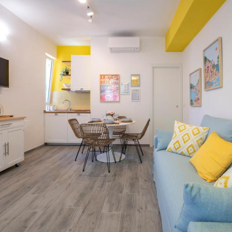 aMoneglia, 2 minutes walk to the beach, PVT PARK - Camera Quadrupla Comfort - 6
