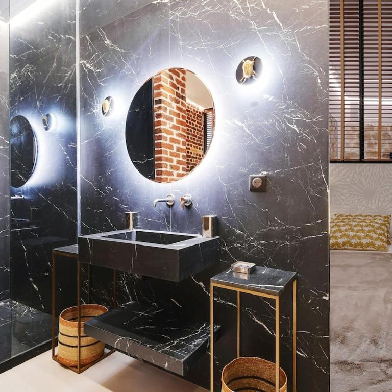 Le Marais Luxury & Trendy Apartment - Two-Bedroom Apartment - 25