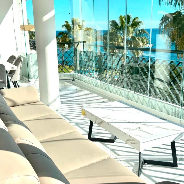 MI CAPRICHO 12 - Luxury Beachfront Apartment- Costa del Sol - Three-Bedroom Apartment - 52