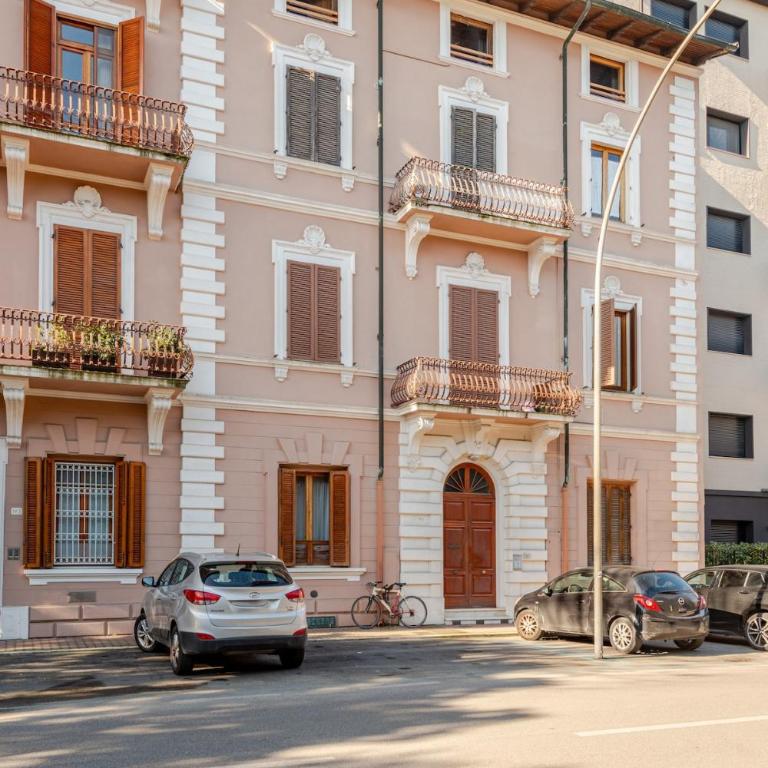 Terrazza Privata-A 2 Passi dal mare- "Versilia Royal" - Appartamento con 2 Camere da Letto - 32