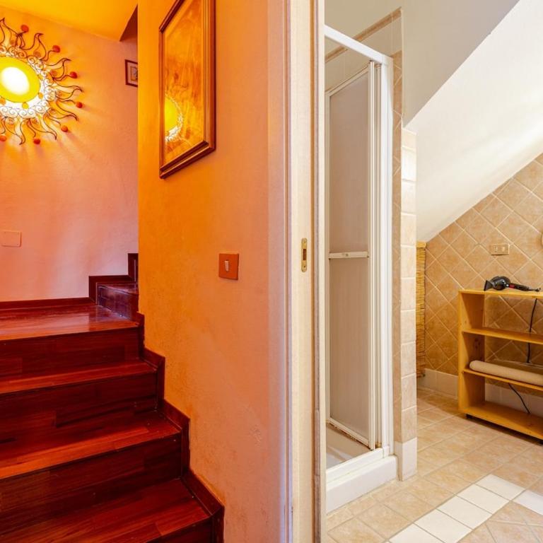 Terrazza Privata-A 2 Passi dal mare- "Versilia Royal" - Appartamento con 2 Camere da Letto - 15