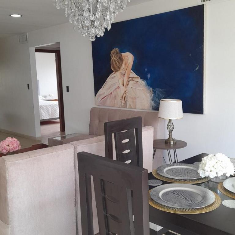 Depto de Lujo en Equipetrol en un solo piso, a 2 cuadras del Hotel Los Tajibos - Apartamento de 3 dormitorios - 17