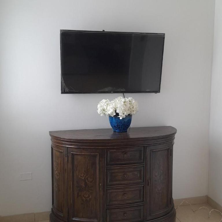 Depto de Lujo en Equipetrol en un solo piso, a 2 cuadras del Hotel Los Tajibos - Apartamento de 3 dormitorios - 23