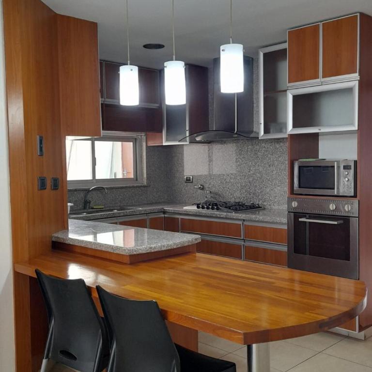 Depto de Lujo en Equipetrol en un solo piso, a 2 cuadras del Hotel Los Tajibos - Apartamento de 3 dormitorios - 5