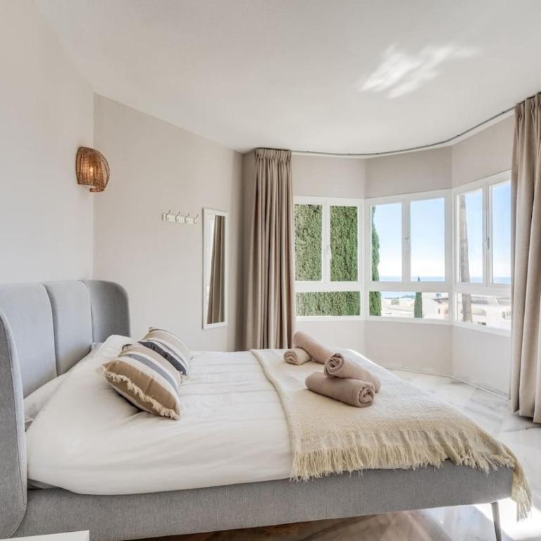 Ultimate Rentals - Appartement Met Adembenemend Zeezicht in Mijas Calahonda - Apartamento - 2