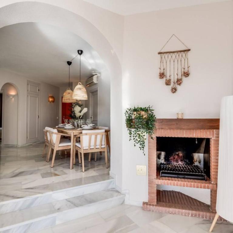 Ultimate Rentals - Appartement Met Adembenemend Zeezicht in Mijas Calahonda - Apartamento - 8
