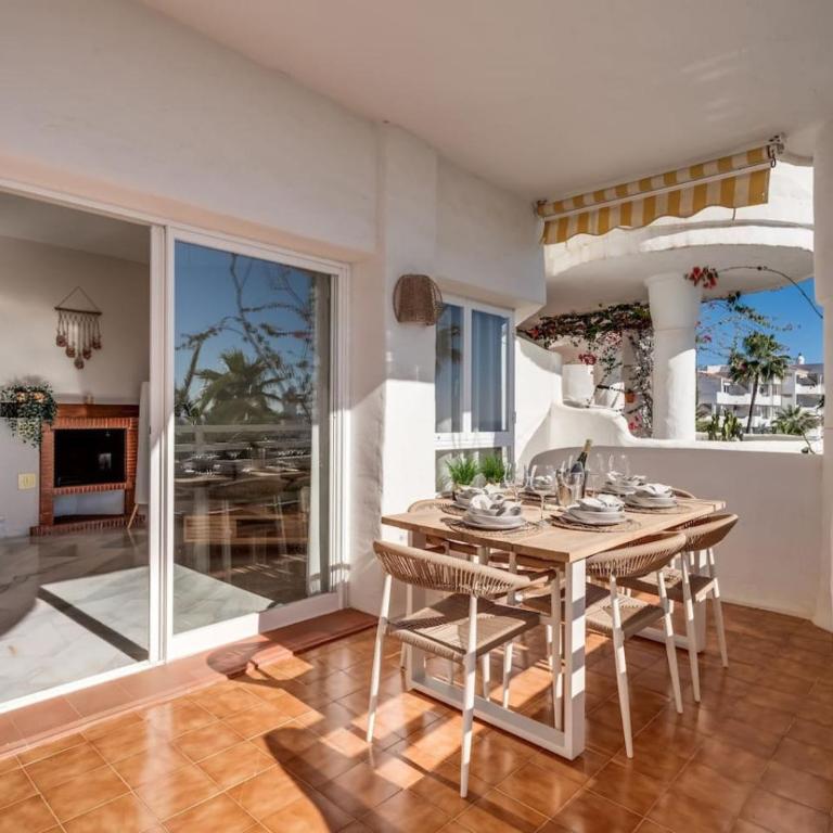Ultimate Rentals - Appartement Met Adembenemend Zeezicht in Mijas Calahonda - Apartamento - 26