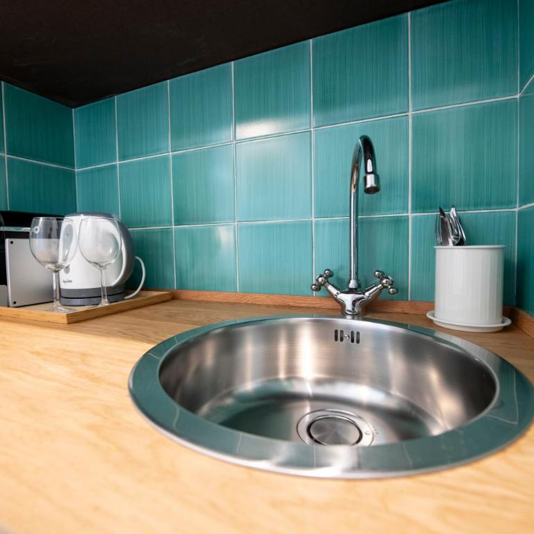 aMoneglia, 2 minutes walk to the beach, PVT PARK - Camera Matrimoniale Superior - 7