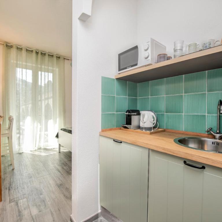 aMoneglia, 2 minutes walk to the beach, PVT PARK - Camera Matrimoniale Superior - 9