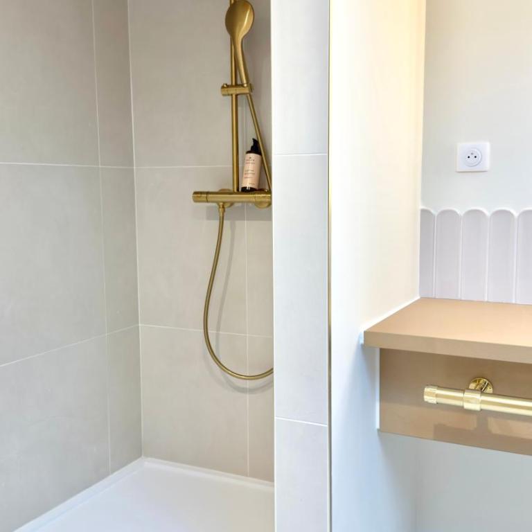 MiHotel Le Gourguillon - Suite Exécutive Aura - 13