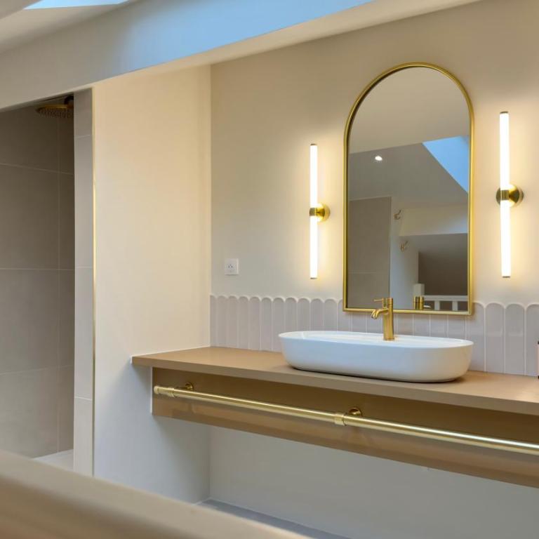 MiHotel Le Gourguillon - Suite Exécutive Aura - 12