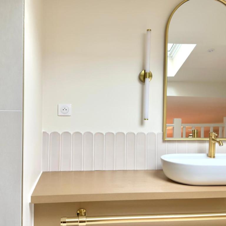 MiHotel Le Gourguillon - Suite Exécutive Aura - 4