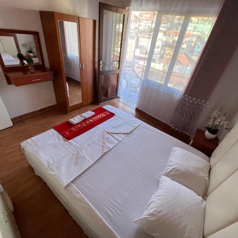 City Heart Apartments 2 - Two-Bedroom Apartment - 11