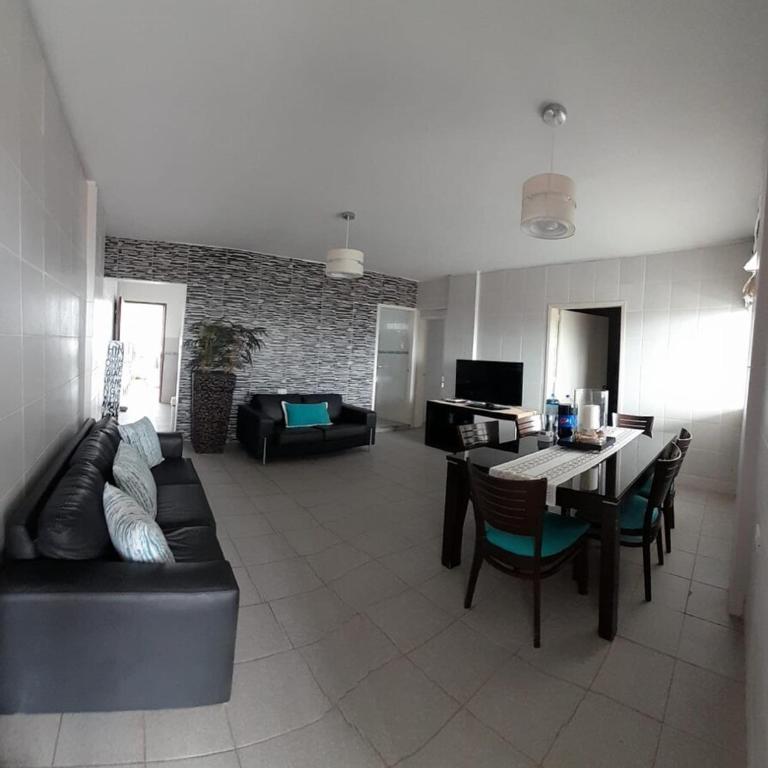 Encanto Costero - Three-Bedroom House - 7