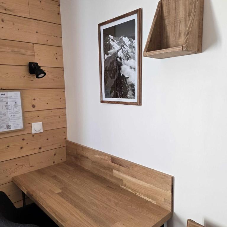 Les Tilleuls de Chapareillan Chambres d'hôtes - Chambre Lit King-Size - Vue sur Montagne - 4