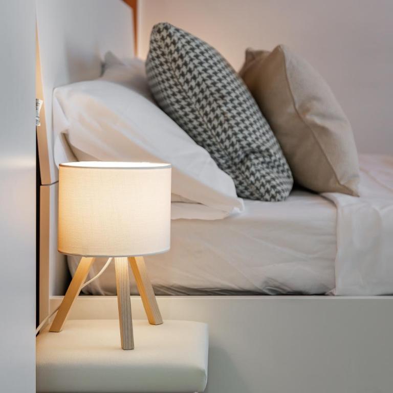 New Collection - Apartment Suite with Terrace - Isola District near Metro - Appartamento con 2 Camere da Letto - 4