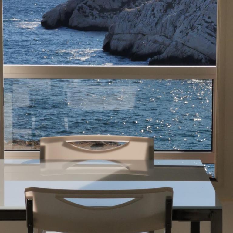 ILE du FRIOUL 115m2 - face à la mer - 8pers - 3 terrasses - plage à pied - Apartment mit 3 Schlafzimmern - 9