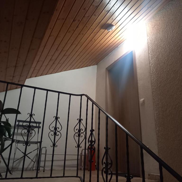 Alie Gusta - Apartment mit 2 Schlafzimmern und Bergblick - 39