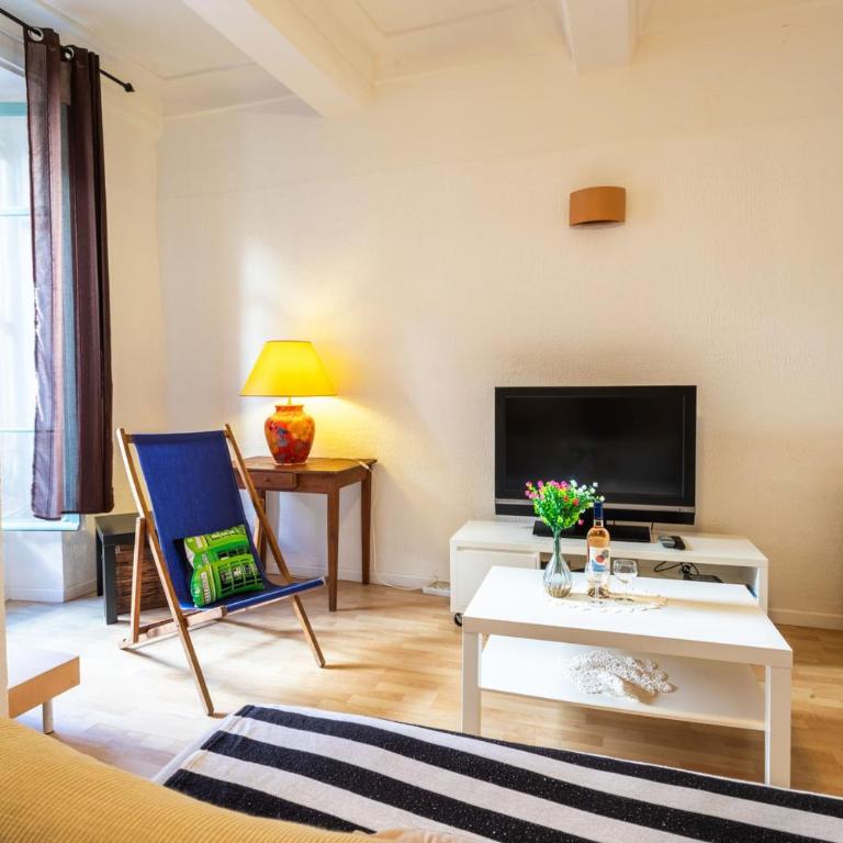 ESCALINADA II AP4433 by Riviera Holiday Homes - Appartement avec Douche - 4