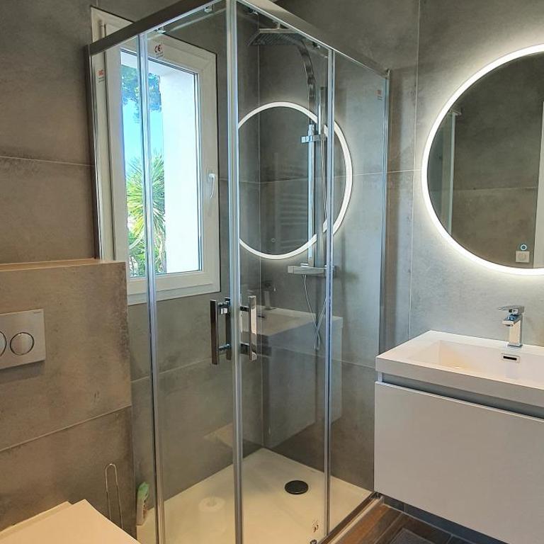Villa vue mer à Antibes classée 4 étoiles-Piscine chauffée - Villa with Private Pool - 35