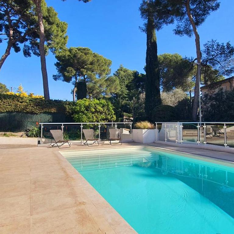 Villa vue mer à Antibes classée 4 étoiles-Piscine chauffée - Villa with Private Pool - 3