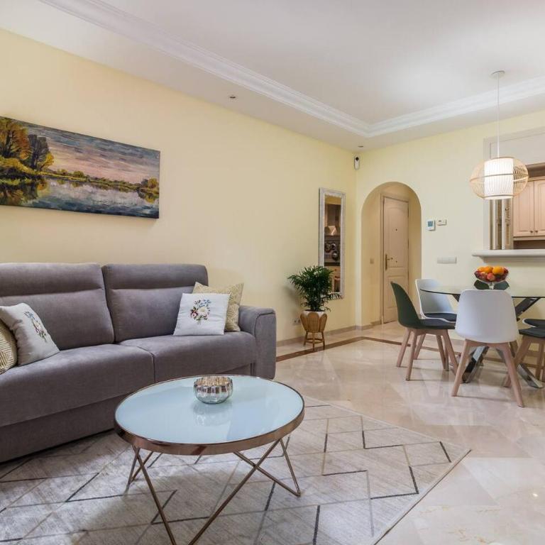 Beachfront, 3Pools, King Bed, Free GymParking - Apartamento - 3