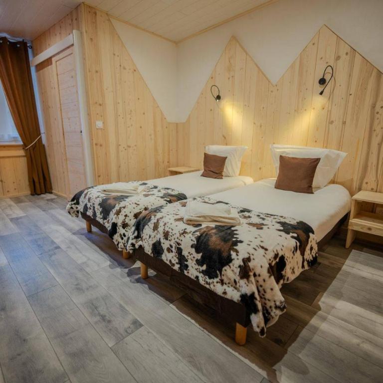 Hôtel du Centre - Chambre Lits Jumeaux - 7
