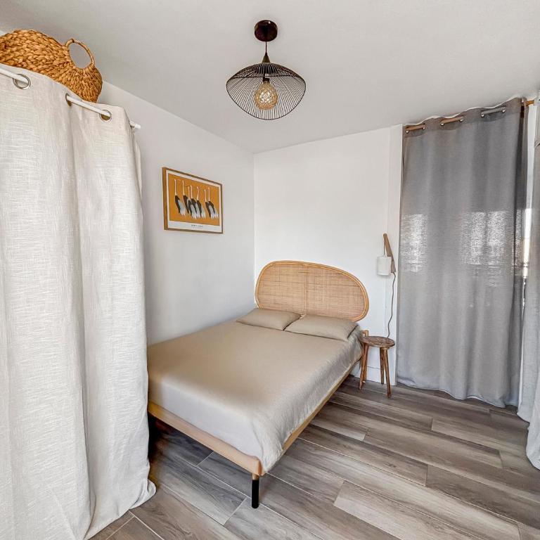 Chic & lumineux avec balcon - Appartement 1 Chambre - 25
