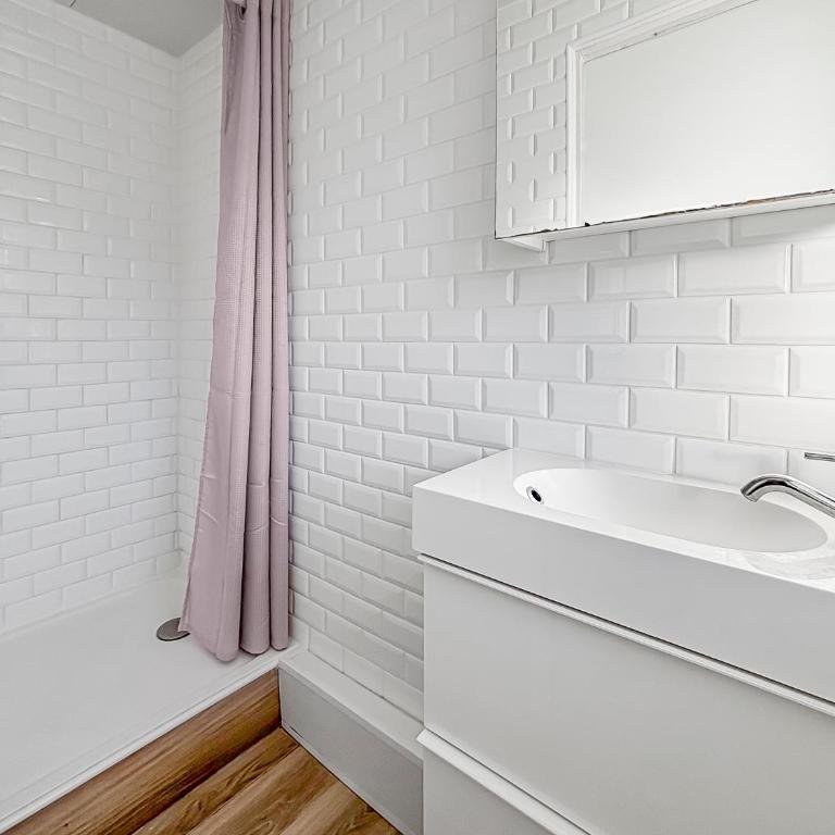 Chic & lumineux avec balcon - Appartement 1 Chambre - 27