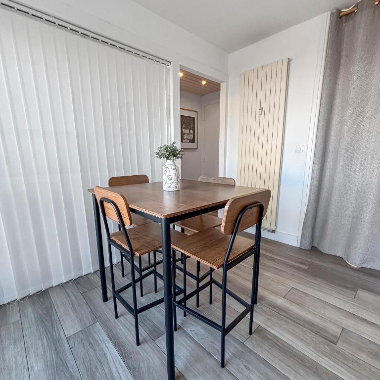 Chic & lumineux avec balcon - Appartement 1 Chambre - 21