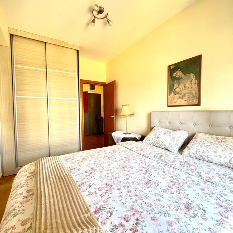 Sunny place - One-Bedroom Apartment - 7