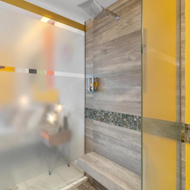 Pablo Blu Lux - One-Bedroom Apartment - 38