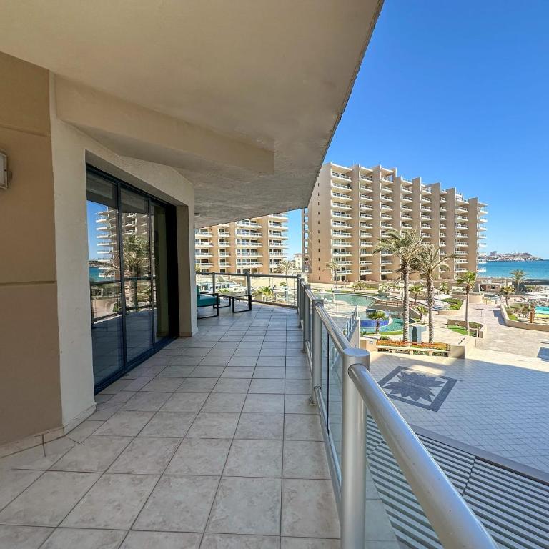 3BR Condo at Iconic Sandy Beach Area - Apartamento - 27