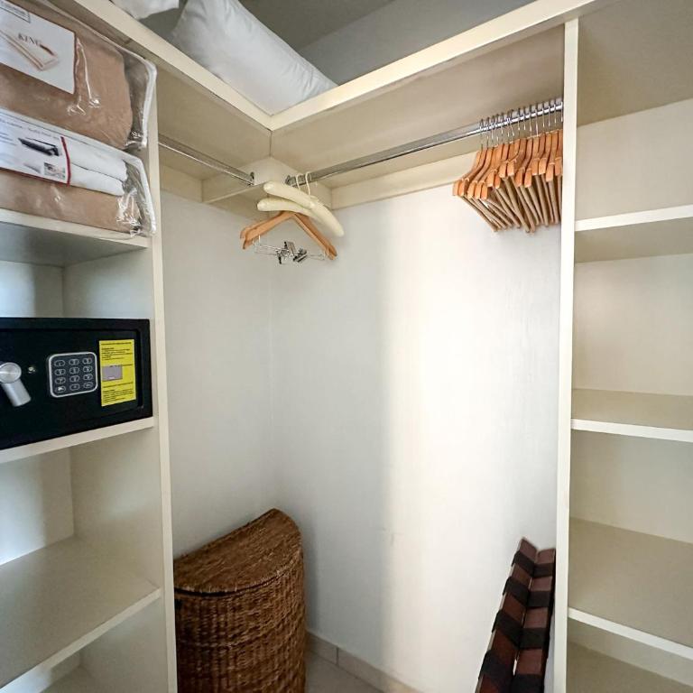 3BR Condo at Iconic Sandy Beach Area - Apartamento - 32