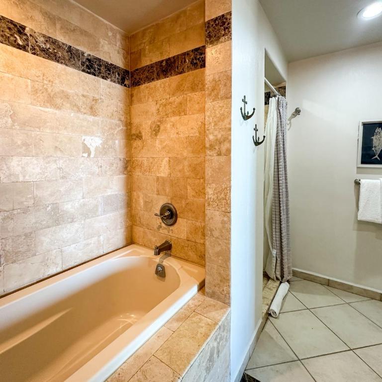 3BR Condo at Iconic Sandy Beach Area - Apartamento - 36