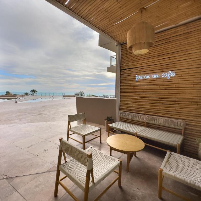 3BR Condo at Iconic Sandy Beach Area - Apartamento - 88