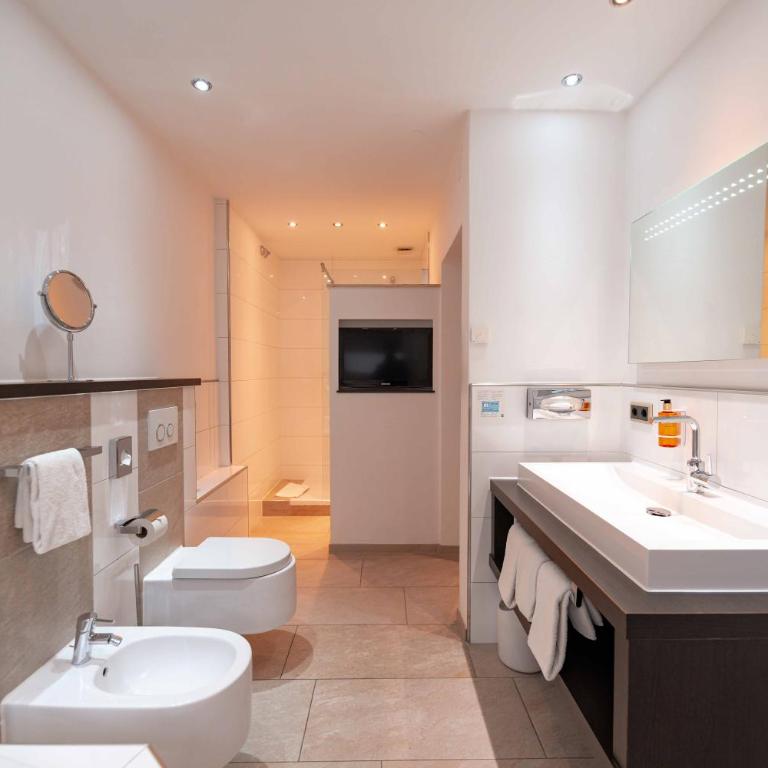 Boutique-Hotel Bayerischer Hof - Junior Suite - 2