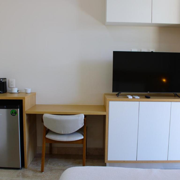 Brava Towers 2BR - By Next Level B - Two-Bedroom Apartment - 23