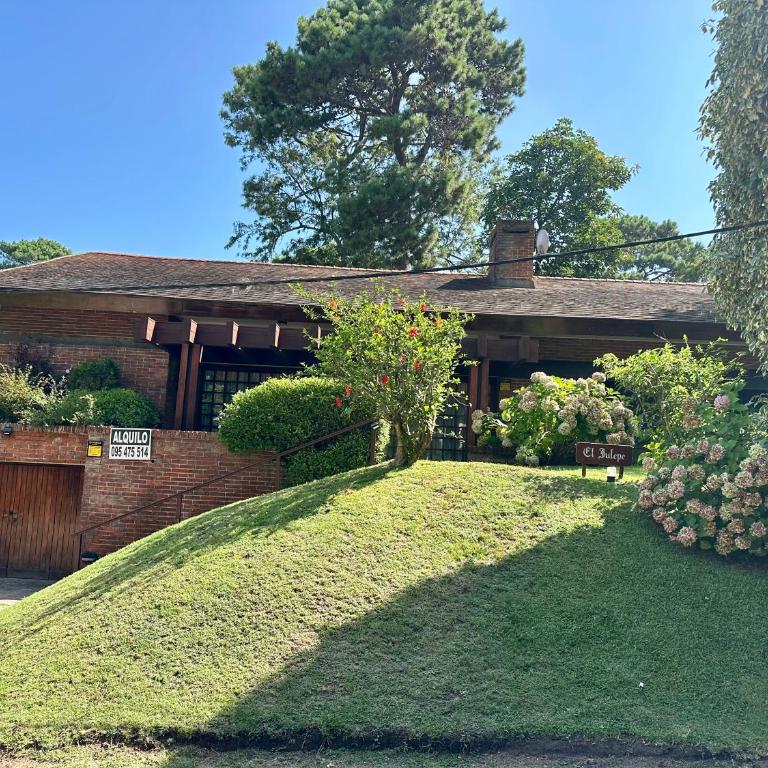 Amplia casa divina zona - Casa de 4 dormitorios - 4